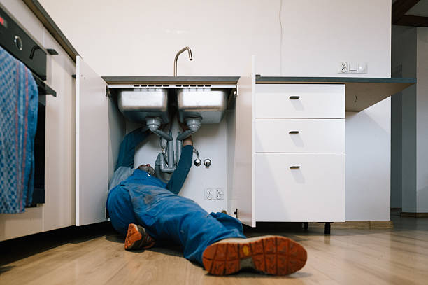 Professional Drain Cleaning technician working in Hammond, IN